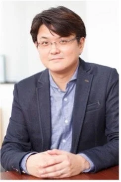 横山光昭氏のポートレート