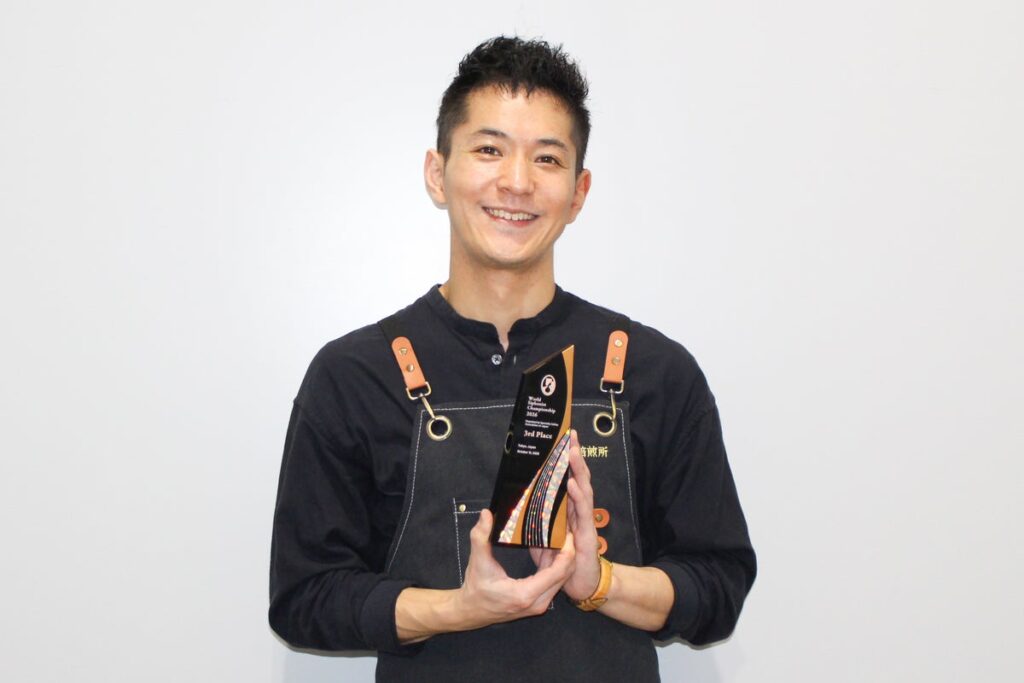 【椿屋珈琲】日本代表の千田サイフォニストが世界第3位の快挙！