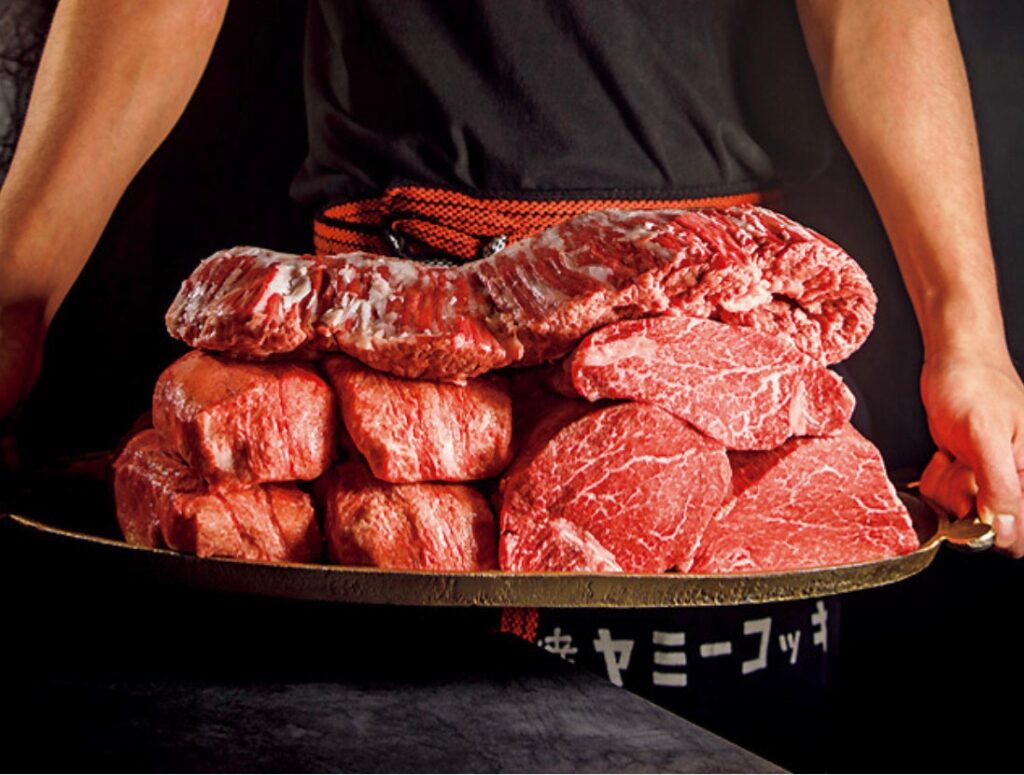 【沖縄初上陸】食べログ「焼肉 TOKYO 百名店」選出の『大衆焼肉 暴飲暴食』が那覇・久茂地に10月19日OPEN！