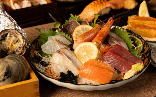 【熊本下通】大衆海鮮酒場「なみ小屋 熊本下通り店」メニューを刷新！生ビール199円(219円税込)♪あて巻き寿司199円（219円）～ 10月12日・13日は生付き飲み放題が330円キャンペーンも♪