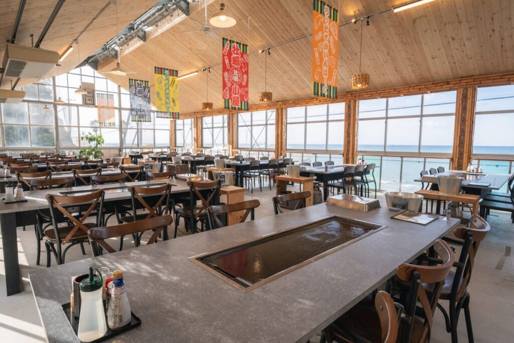 【愛知・知多半島】牡蠣小屋が1周年！食べ放題メニューをリニューアル、全26品の「牡蠣ざんまいコース」・45品の「牡蠣極みコース」の2種類がさらに充実