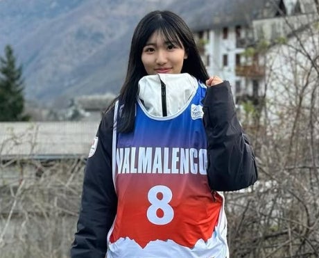 フリースタイルスキー 女子モーグル見瀬クレア選手とグルメ杵屋がスポンサー契約を締結