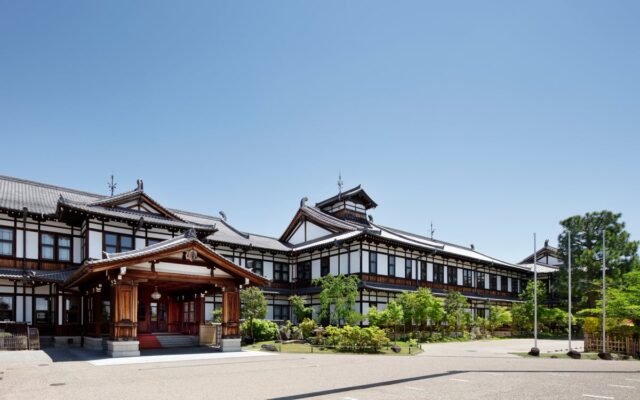 奈良ホテル本館が国の重要文化財に